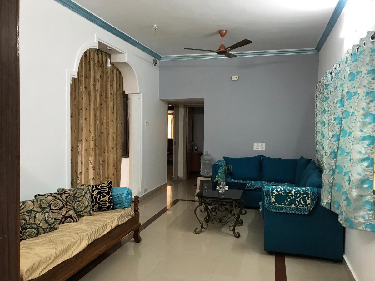 Sri Balaji Residency Appartamento Tirupati Esterno foto