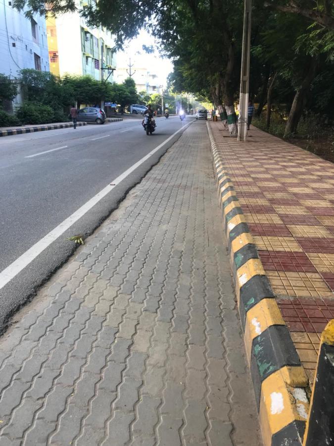Sri Balaji Residency Appartamento Tirupati Esterno foto