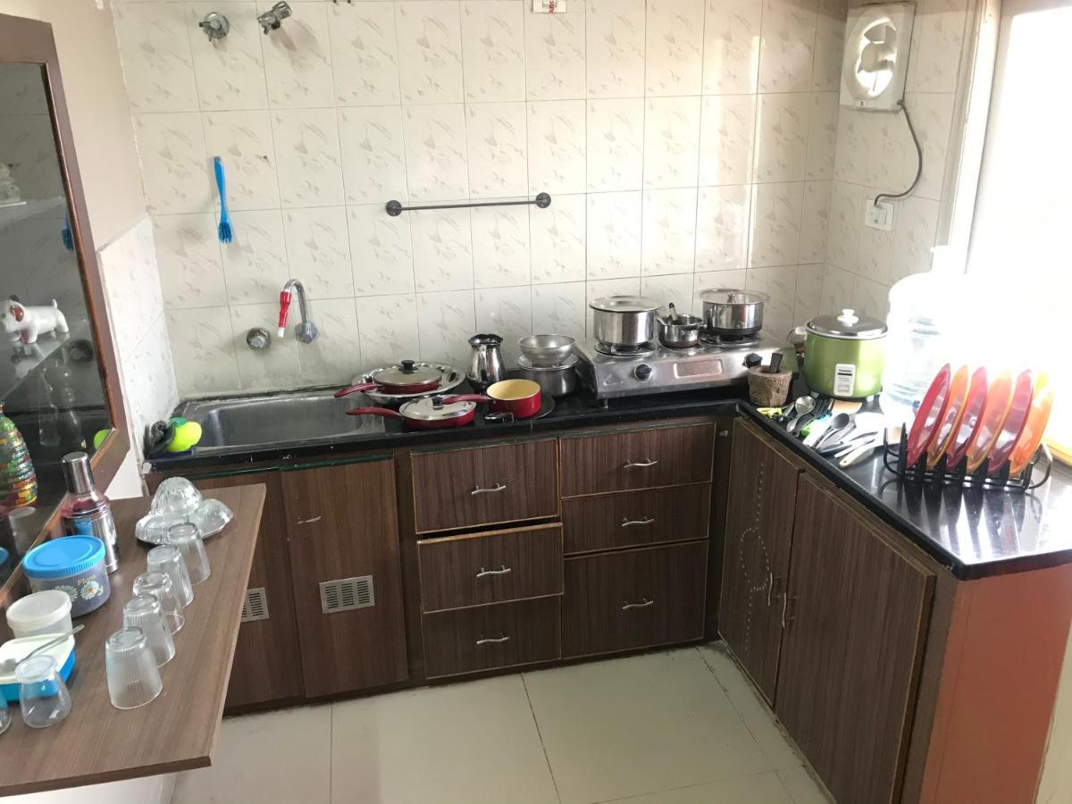 Sri Balaji Residency Appartamento Tirupati Esterno foto